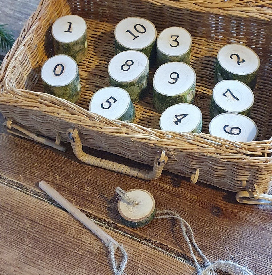 Woodburned Number Threading Set with 'Needle'